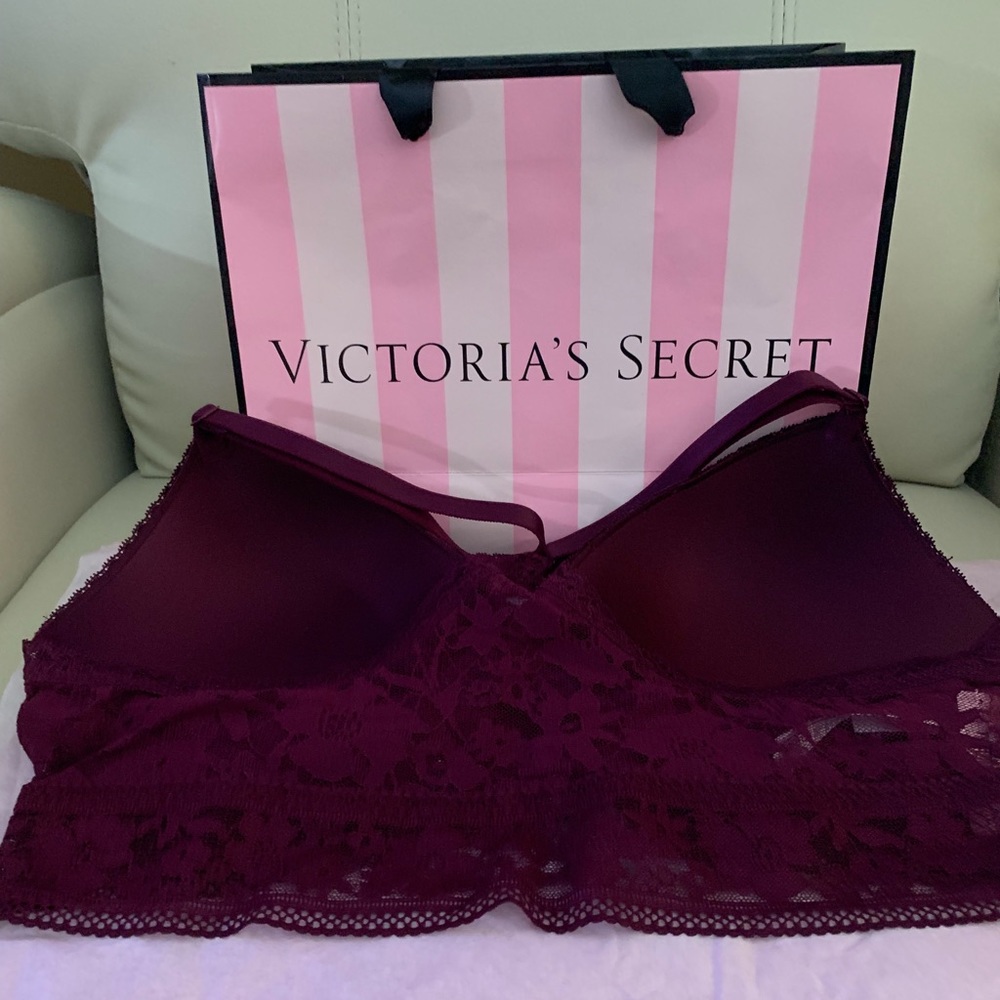 NWT Victoria Secret bra - Picture 3 of 5